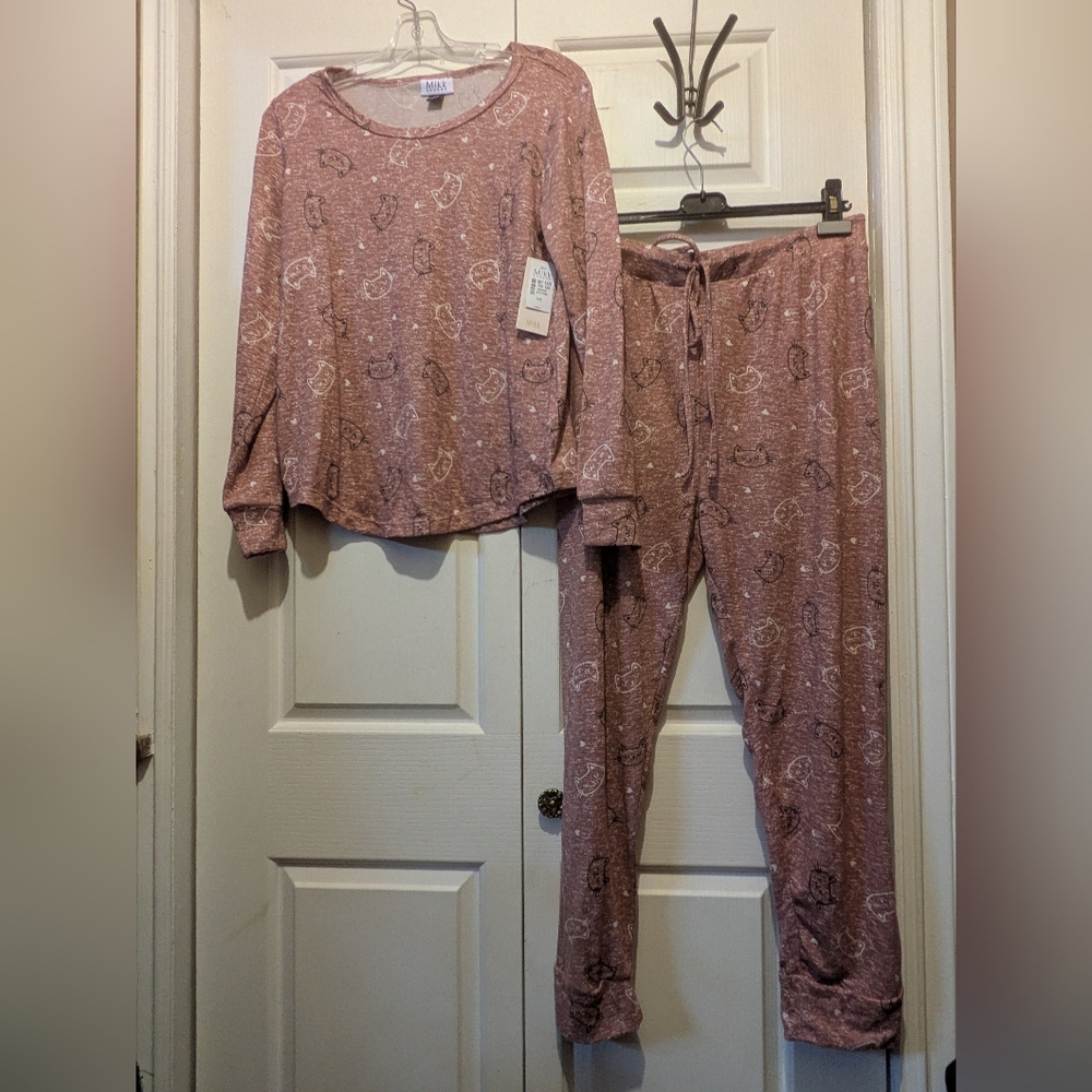 LAST CHANCE 3 for $30 MIKK Cat AOPLoungewear Pajama Pants Top Size L bottom XL
